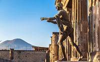 DAILY TRANSFER FROM AMALFI COAST<br>TO POMPEII RUINS AND VESUVIUS