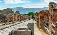 DAILY TRANSFER FROM AMALFI COAST <br>TO POMPEII RUINS