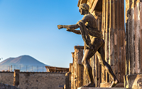DAILY TRANSFER FROM SORRENTO TO POMPEII RUINS AND VESUVIUS